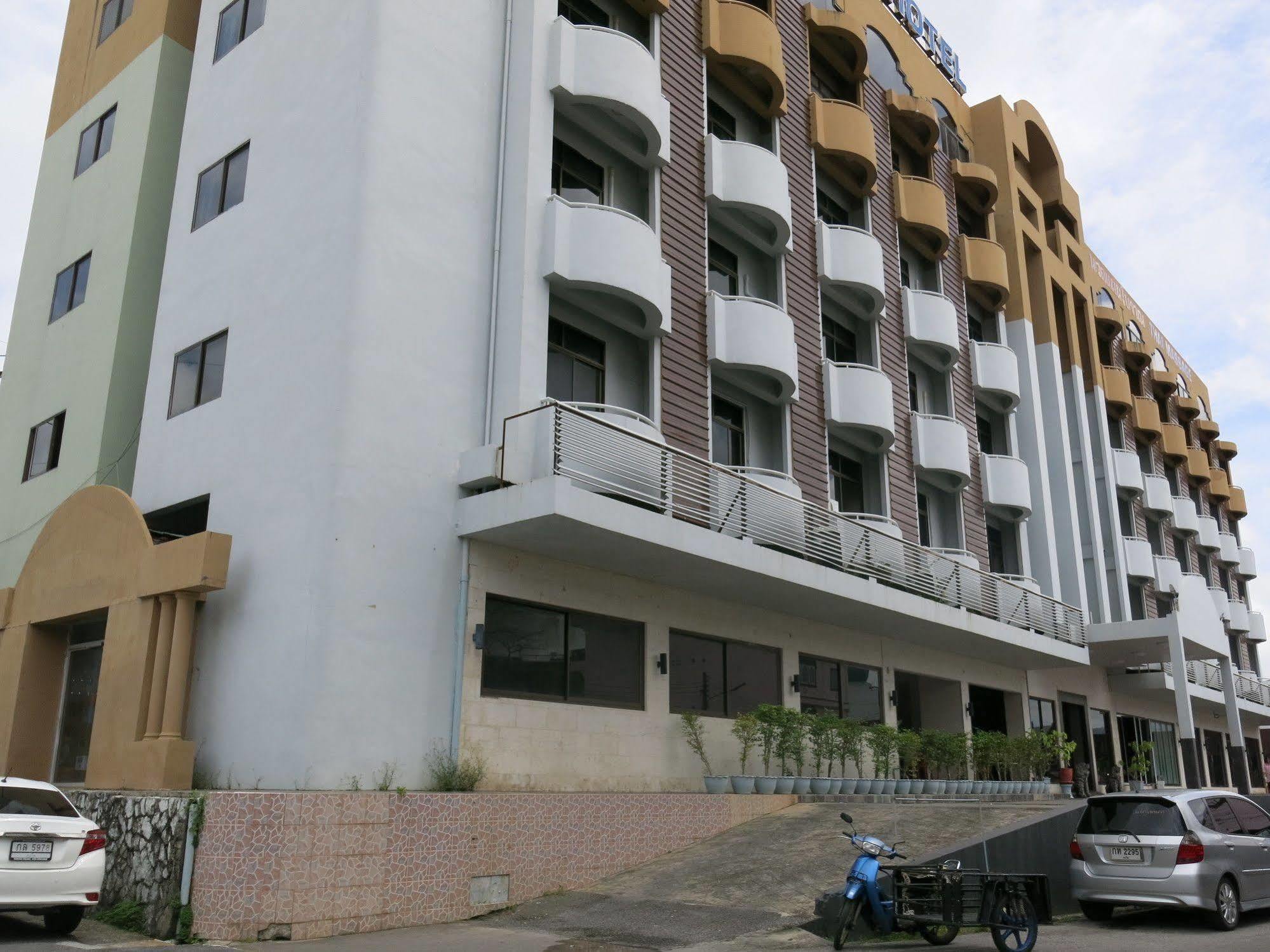 Rome Place Hotel Phuket Exterior foto
